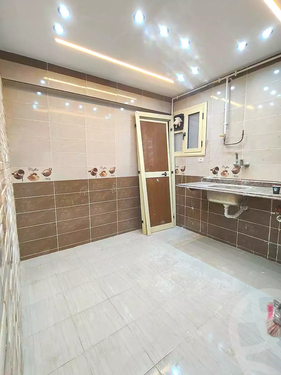 https://aqarmap.com.eg/ar/listing/7085288-for-sale-alexandria-sydy-bshr-sydy-bshr-bhry-khalil-hamada-st