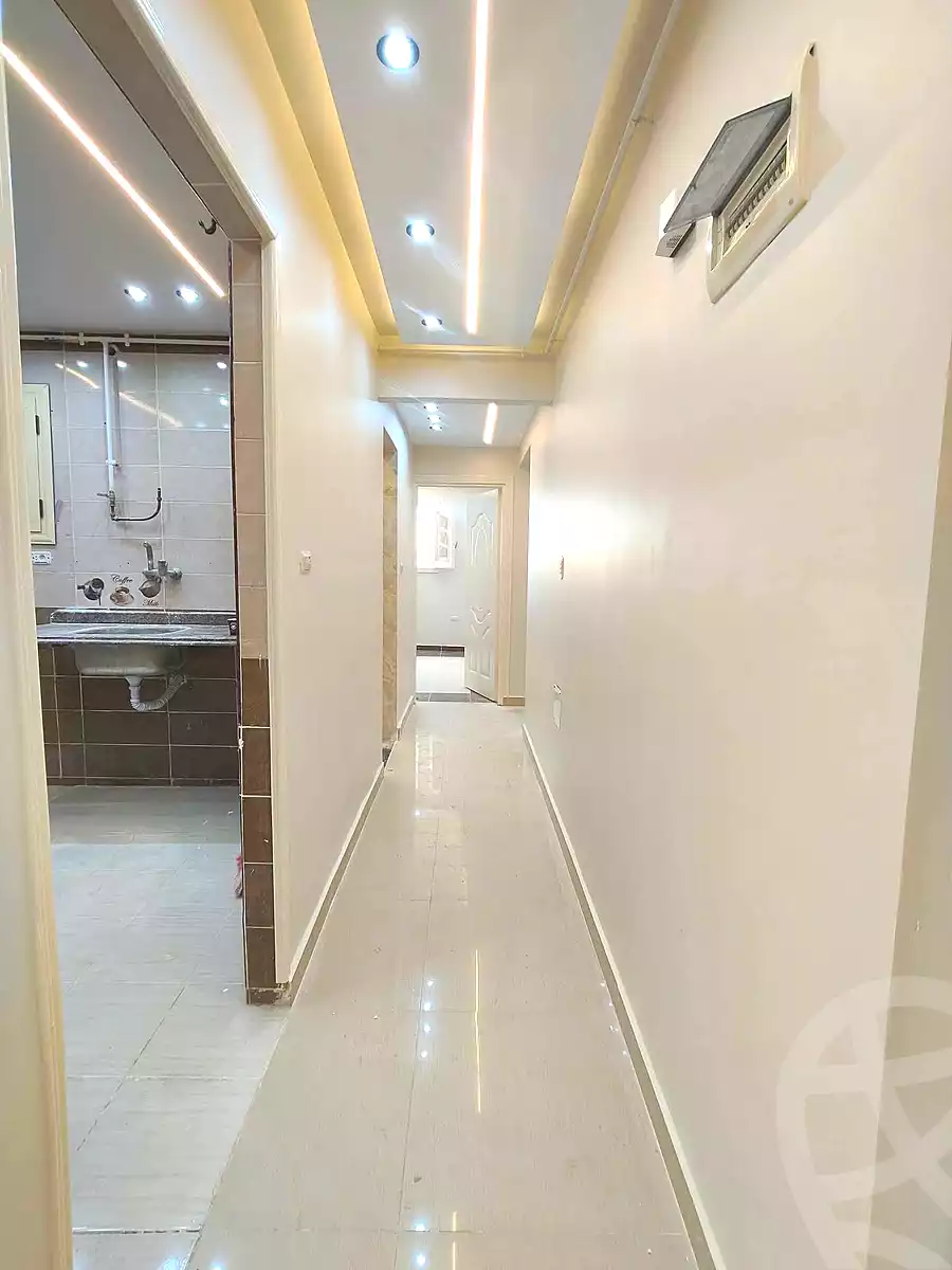 https://aqarmap.com.eg/ar/listing/7085288-for-sale-alexandria-sydy-bshr-sydy-bshr-bhry-khalil-hamada-st