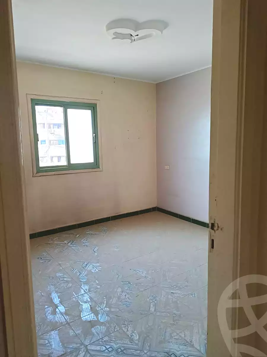 https://aqarmap.com.eg/ar/listing/7085311-for-sale-qalyubia-el-khsos-izbat-el-nakhl-el-sheikh-ebeid-st