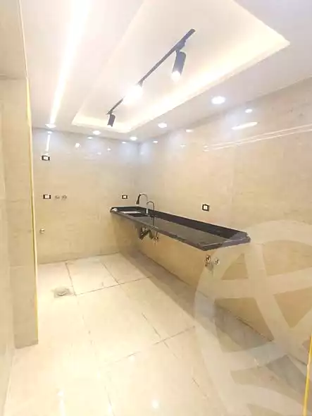 https://aqarmap.com.eg/ar/listing/7085323-for-sale-alexandria-al-agamy-ibrahim-el-aowam-st