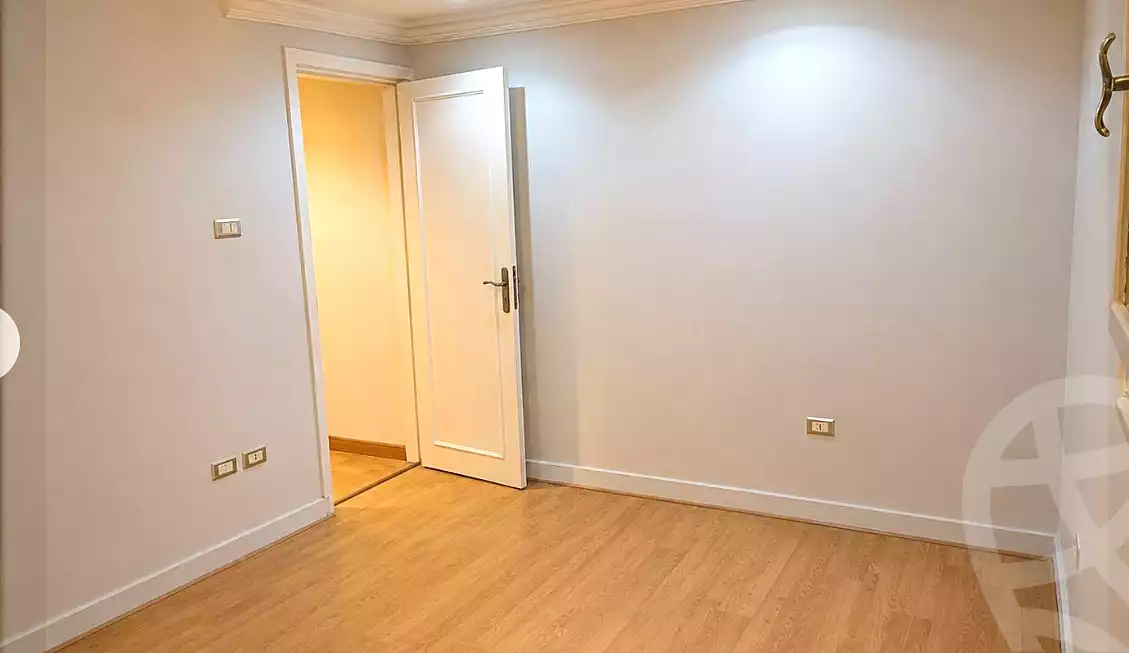 https://aqarmap.com.eg/en/listing/7085374-for-sale-cairo-el-haram-shareaa-naser-el-thawrah