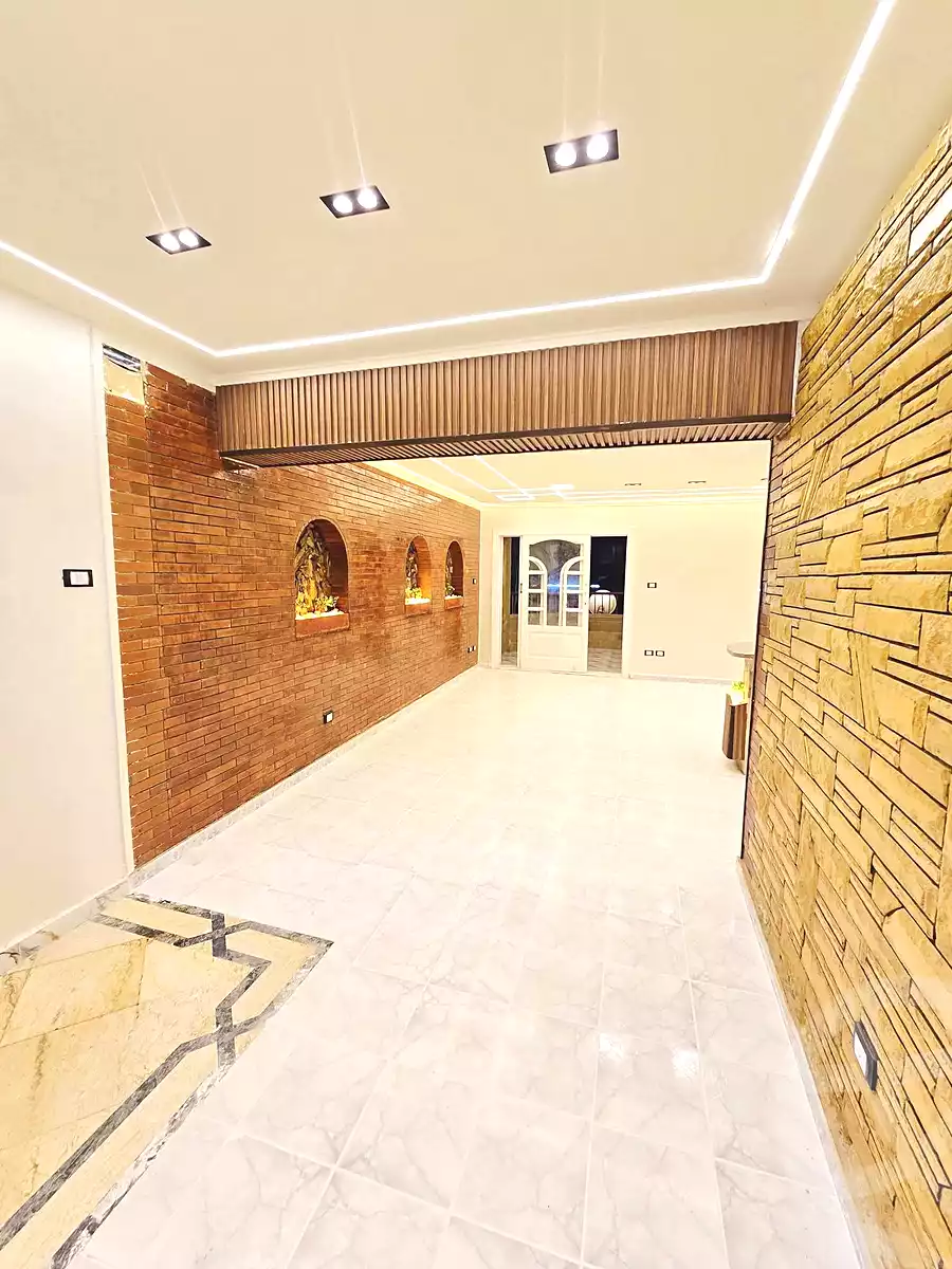 https://aqarmap.com.eg/ar/listing/7085411-for-sale-alexandria-al-agamy