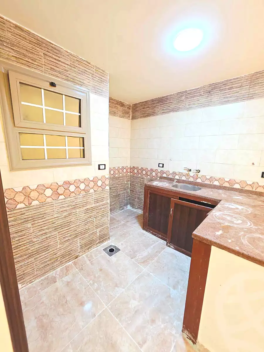 https://aqarmap.com.eg/ar/listing/7085494-for-sale-alexandria-al-agamy-shataa-el-nakheel