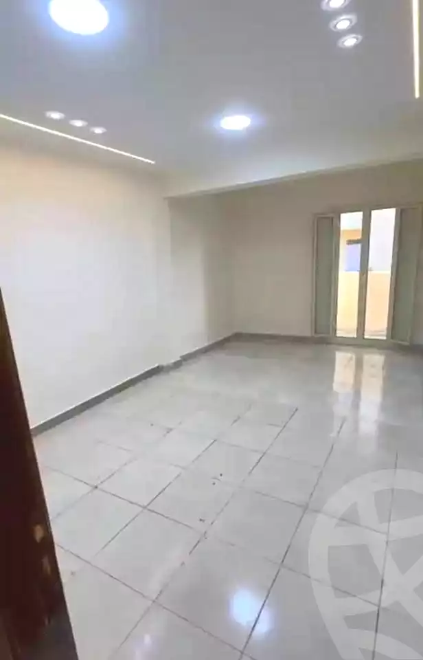 https://aqarmap.com.eg/ar/listing/7085691-for-sale-alexandria-el-asafra-shr-45