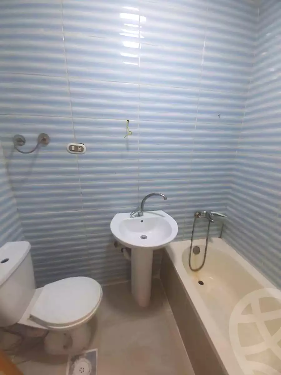 https://aqarmap.com.eg/ar/listing/7085721-for-sale-alexandria-al-agamy-shataa-el-nakheel
