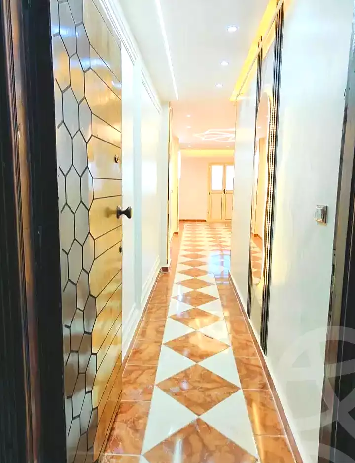 https://aqarmap.com.eg/ar/listing/7085911-for-sale-alexandria-al-agamy-el-hanouvel-radwan-st