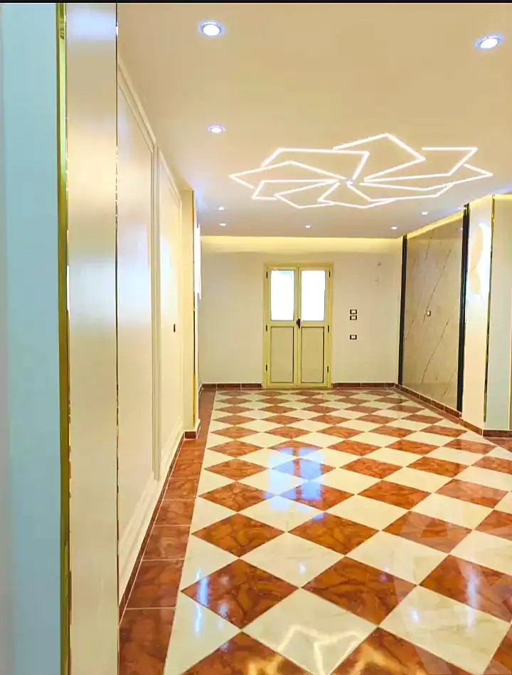 https://aqarmap.com.eg/ar/listing/7085911-for-sale-alexandria-al-agamy-el-hanouvel-radwan-st