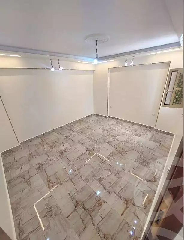 https://aqarmap.com.eg/ar/listing/7085937-for-sale-alexandria-sydy-bshr-sydy-bshr-bhry-gamal-abd-el-nasir-st