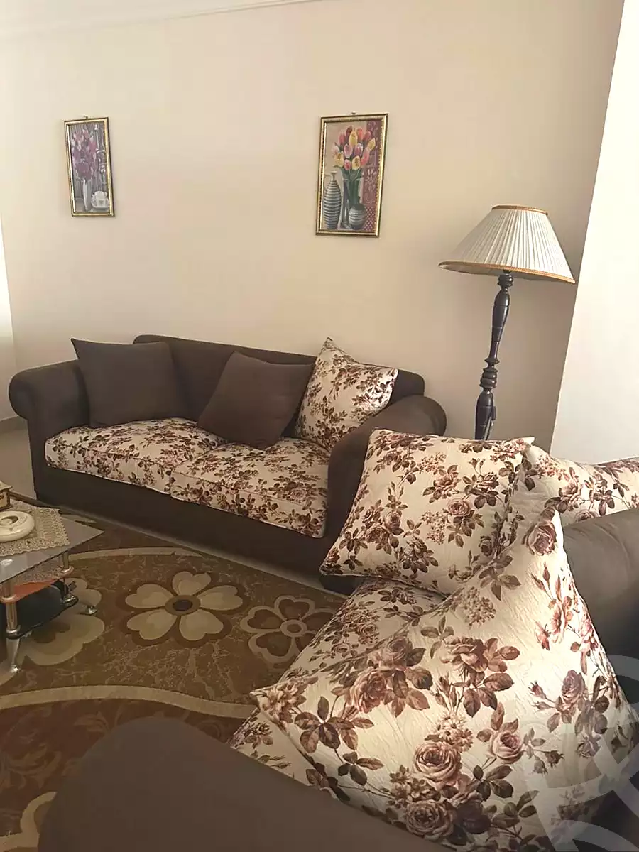 https://aqarmap.com.eg/en/listing/7085954-for-sale-alexandria-kafr-abdo-kafr-abdou-st