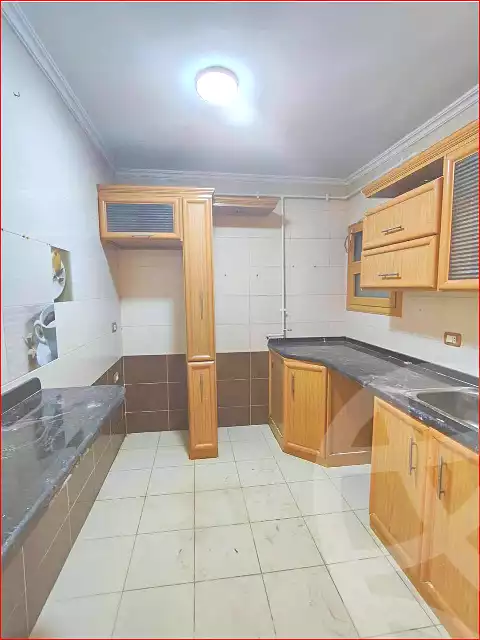 https://aqarmap.com.eg/ar/listing/7086020-for-sale-alexandria-sydy-bshr-sydy-bshr-bhry