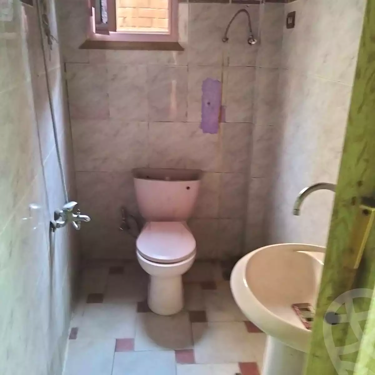 https://aqarmap.com.eg/ar/listing/7086113-for-rent-cairo-ain-shams-mnshy-lthryr