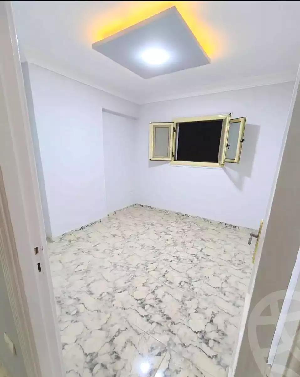 https://aqarmap.com.eg/ar/listing/7086177-for-sale-alexandria-lsywf-gamila-abu-herid-st