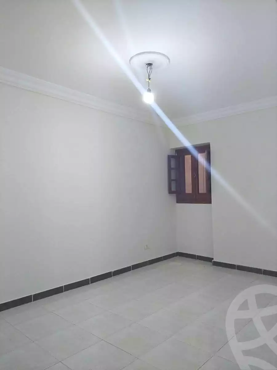 https://aqarmap.com.eg/ar/listing/7086262-for-rent-alexandria-miami-el-gaish-rd-st