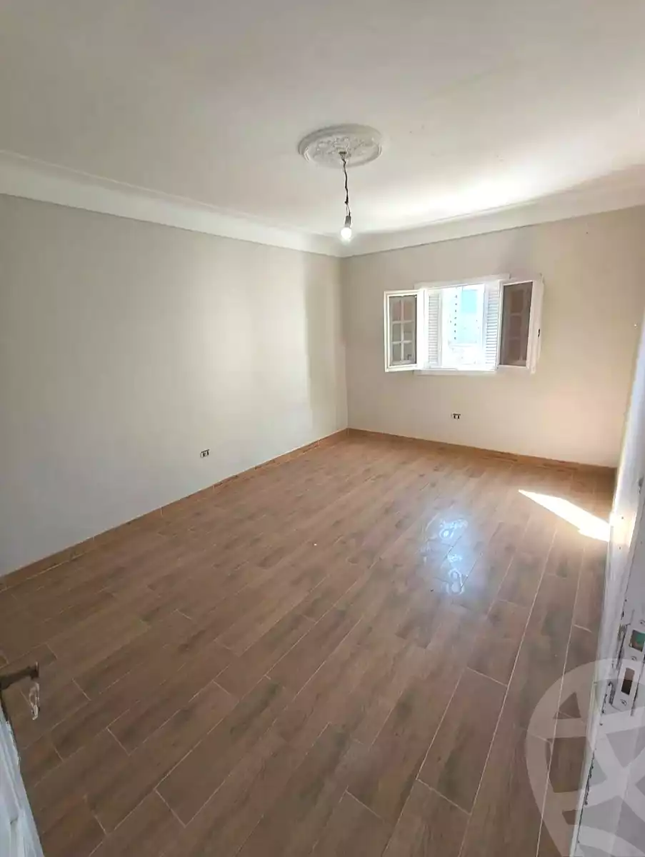 https://aqarmap.com.eg/ar/listing/7086257-for-sale-alexandria-lsywf-el-falki