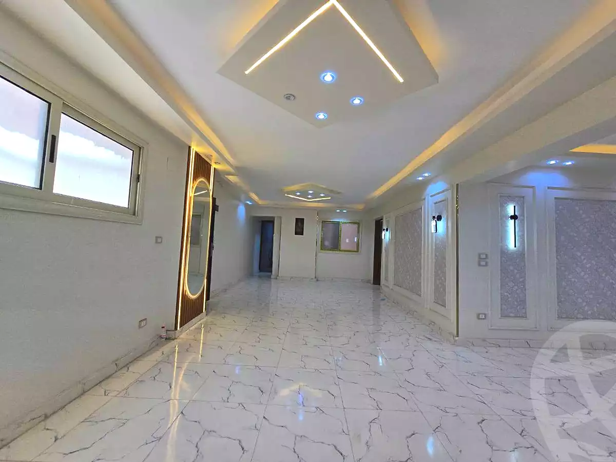 https://aqarmap.com.eg/ar/listing/7086582-for-sale-alexandria-miami-el-gaish-rd-st