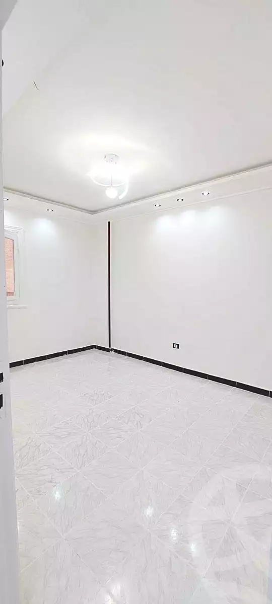 https://aqarmap.com.eg/ar/listing/7086974-for-sale-alexandria-al-agamy-shataa-el-nakheel