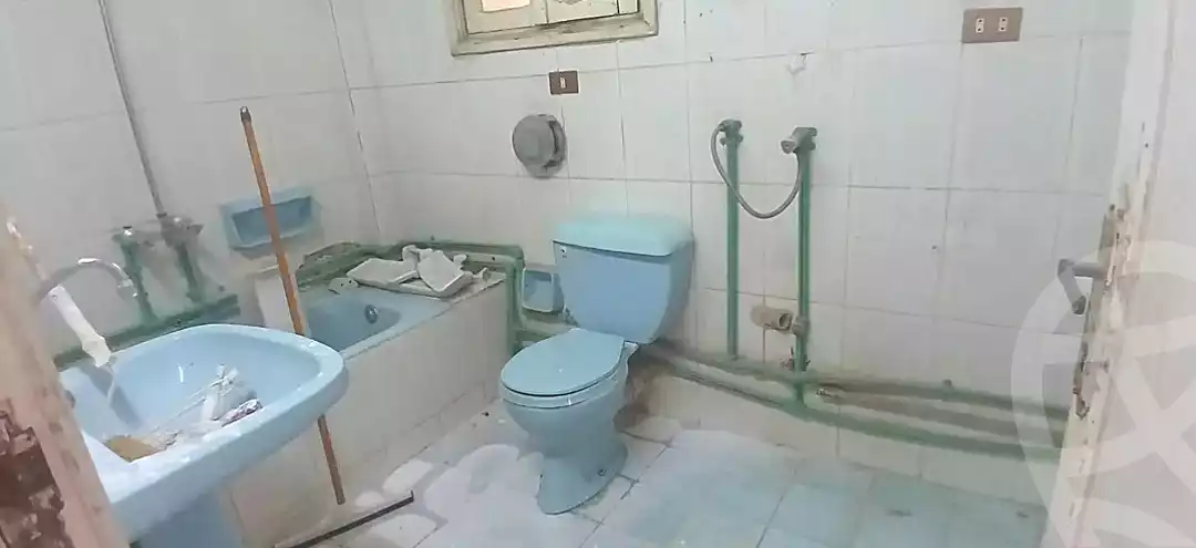 https://aqarmap.com.eg/ar/listing/7087378-for-sale-cairo-hadayek-el-koba-saraya-el-kobba