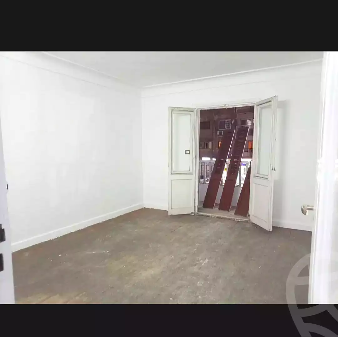 https://aqarmap.com.eg/en/listing/7087596-for-rent-alexandria-sydy-bshr