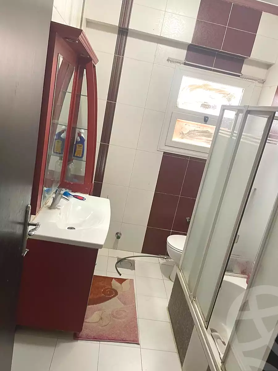 https://aqarmap.com.eg/ar/listing/7087745-for-sale-cairo-new-cairo-ganob-el-akadamiya-south-academy-b-taha-hussein-st