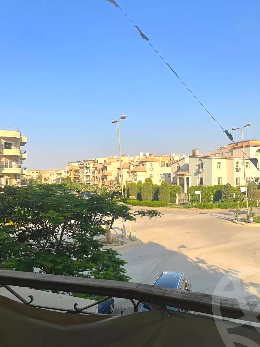 https://aqarmap.com.eg/ar/listing/7087745-for-sale-cairo-new-cairo-ganob-el-akadamiya-south-academy-b-taha-hussein-st