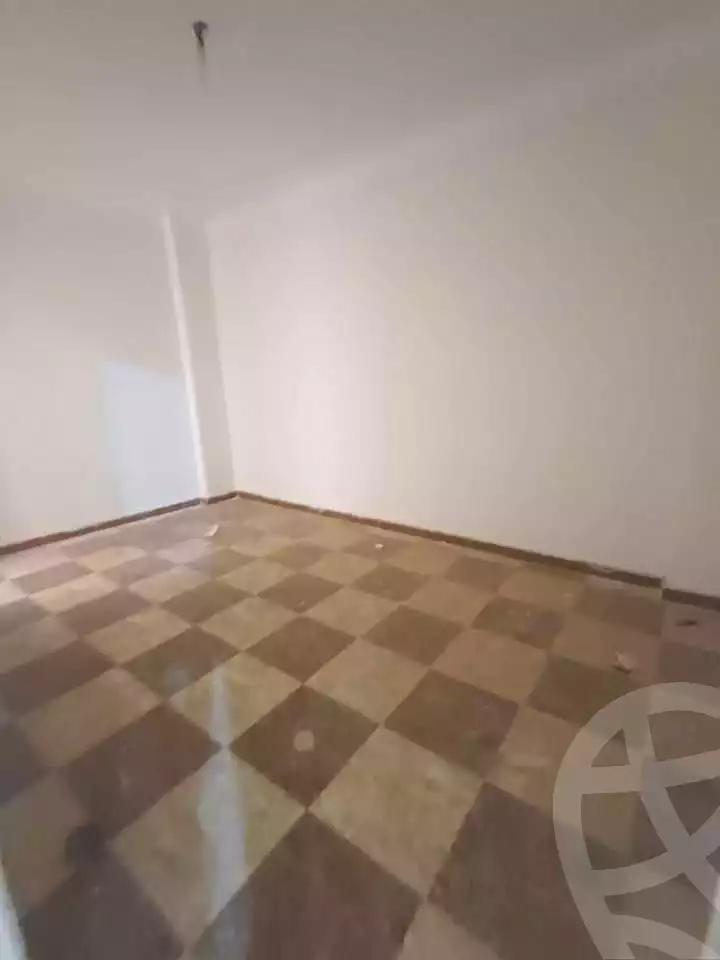 https://aqarmap.com.eg/en/listing/7087830-for-sale-alexandria-miami-street-57