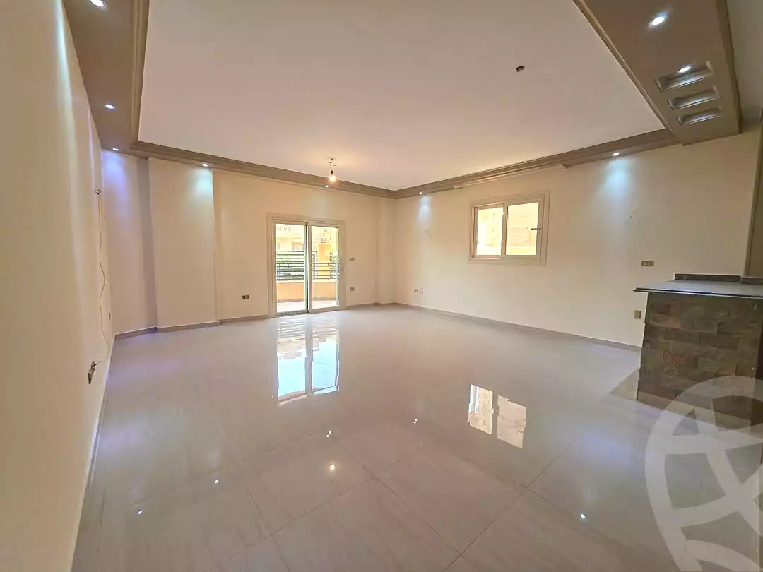 https://aqarmap.com.eg/ar/listing/7021915-for-rent-cairo-new-cairo-el-yassamin-el-yasmeen-6