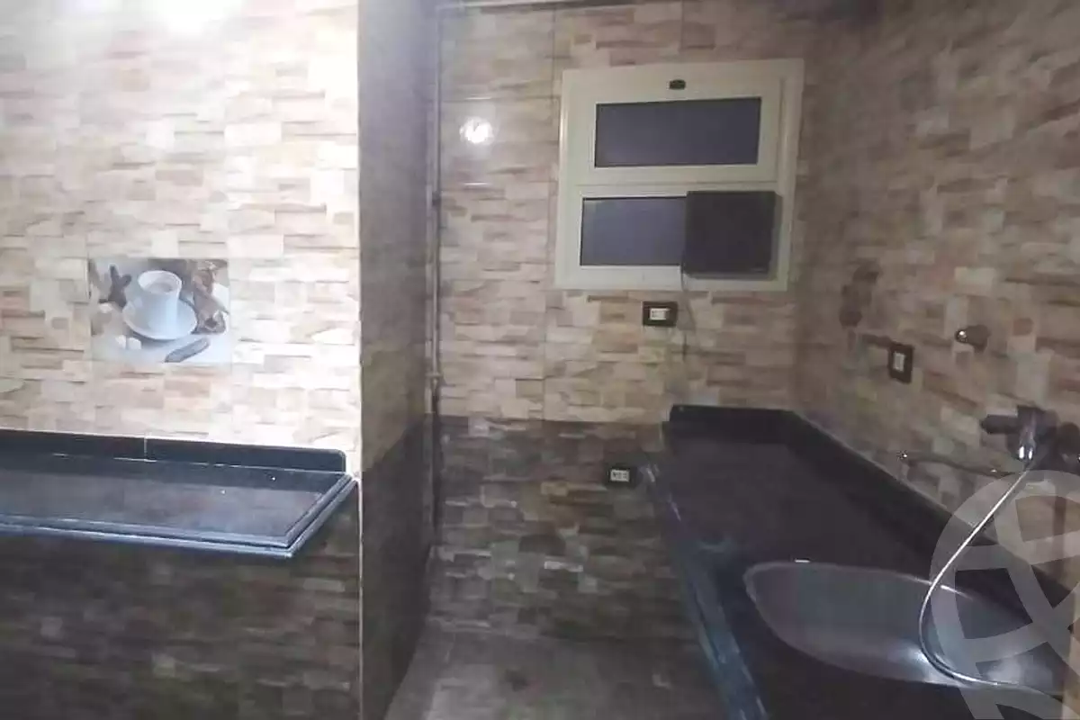 https://aqarmap.com.eg/ar/listing/7088297-for-sale-alexandria-miami-shr-jml-bd-lnsr