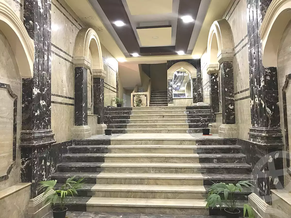 https://aqarmap.com.eg/ar/listing/7088237-for-sale-cairo-el-haram-el-lebeny-el-magzar-el-aly-st