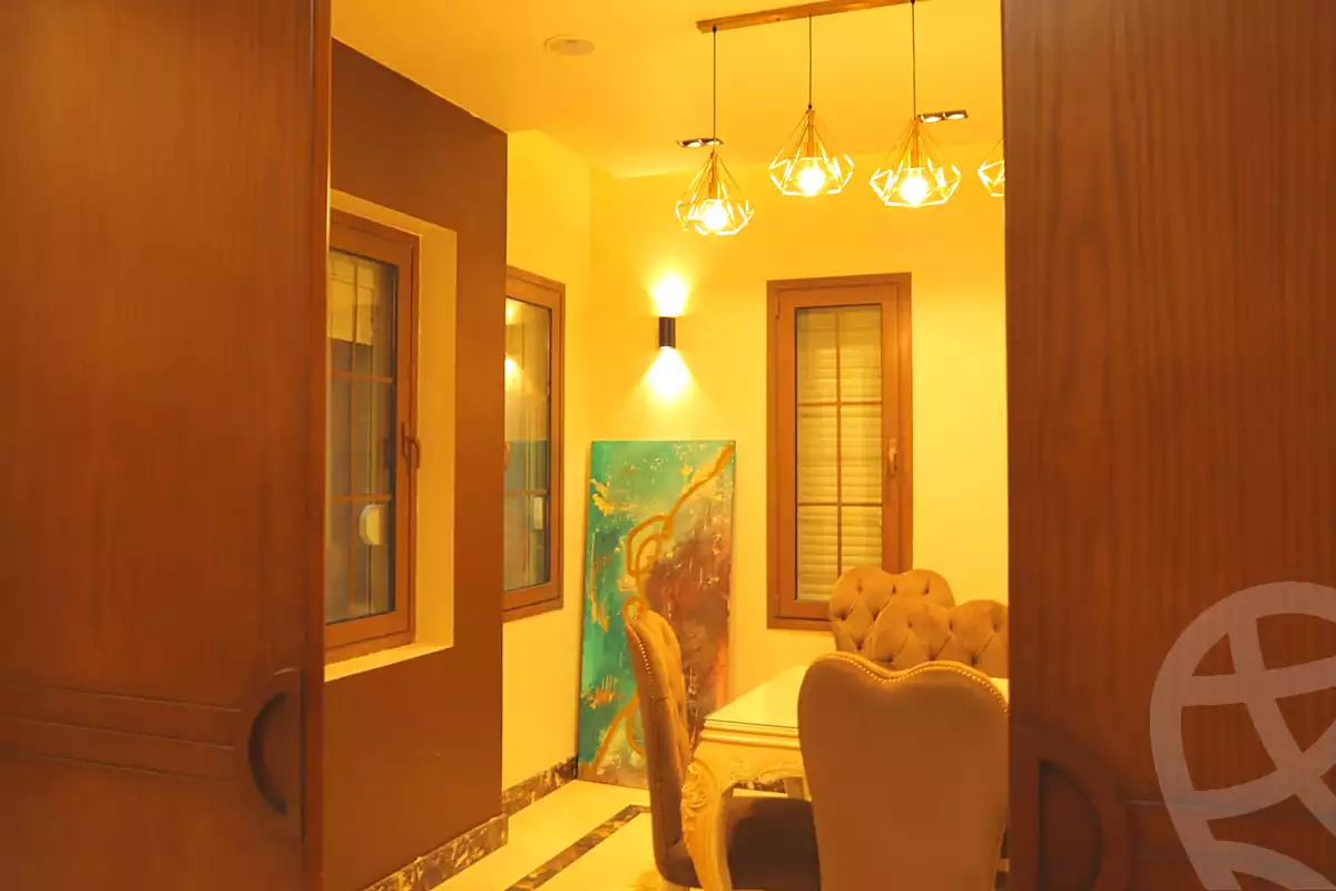 https://aqarmap.com.eg/ar/listing/7088318-for-sale-cairo-new-cairo-compounds-hyde-park-centre-ville-hyde-park
