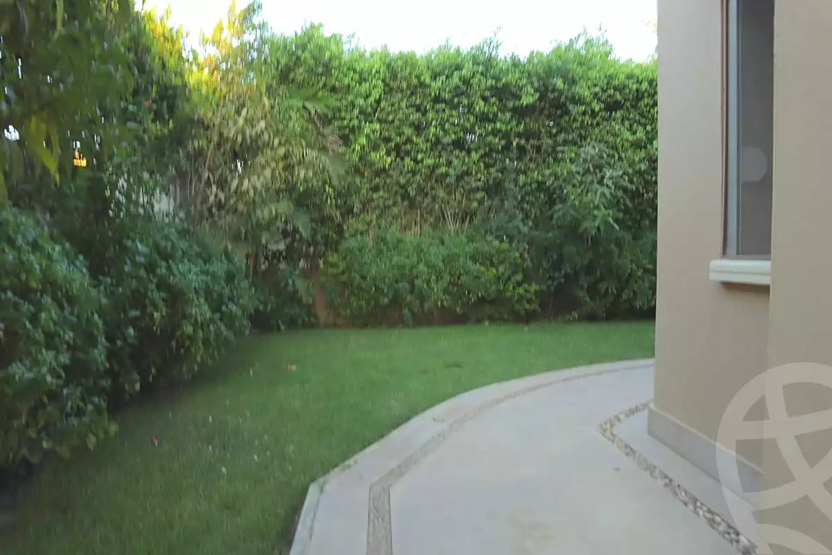 https://aqarmap.com.eg/en/listing/7088351-for-rent-cairo-new-cairo-compounds-hyde-park-centre-ville-hyde-park