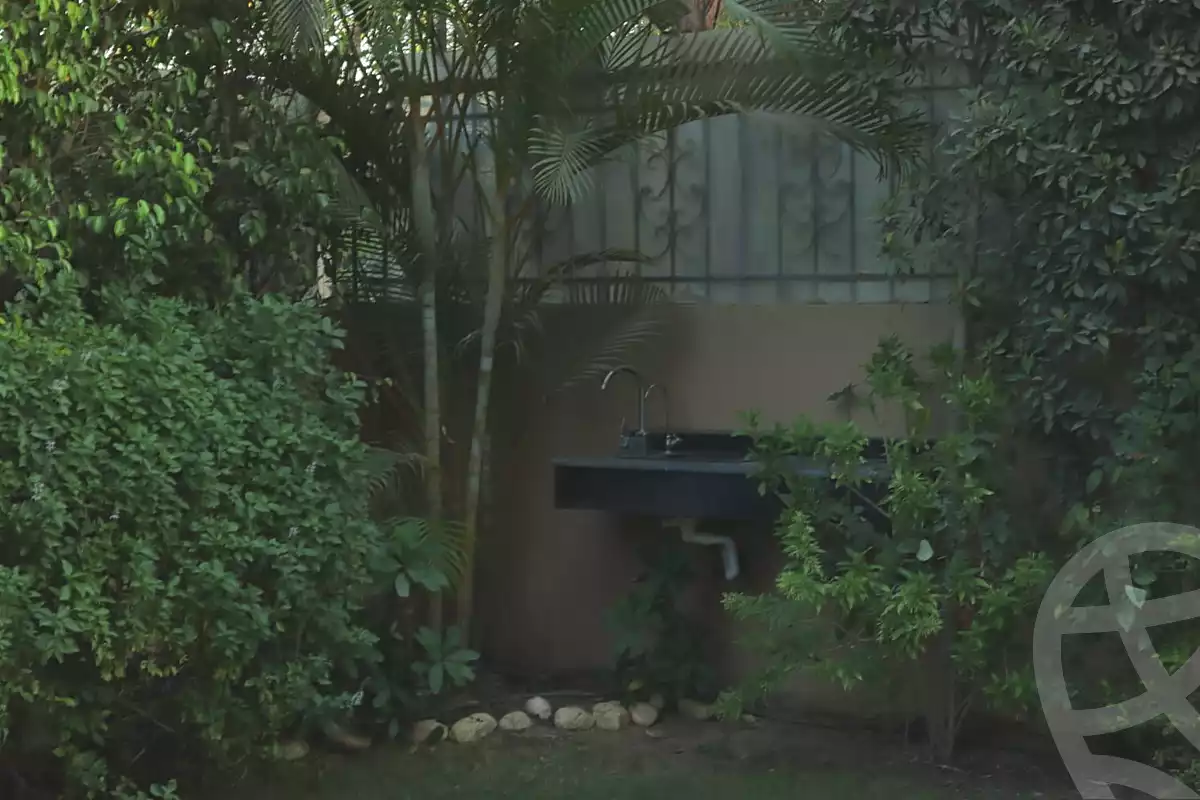 https://aqarmap.com.eg/en/listing/7088351-for-rent-cairo-new-cairo-compounds-hyde-park-centre-ville-hyde-park