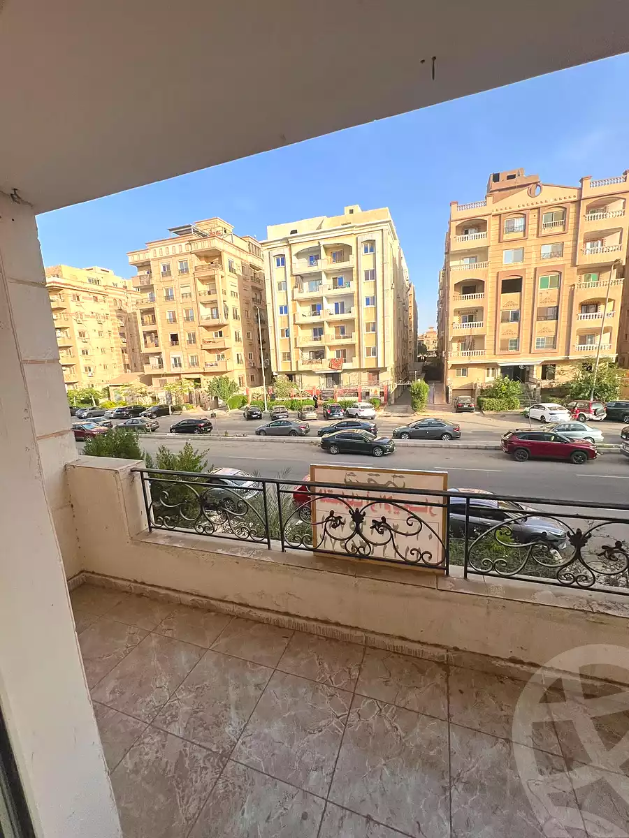 https://aqarmap.com.eg/ar/listing/7088407-for-sale-cairo-el-sheikh-zayed-city-el-hay-elasher-street-100