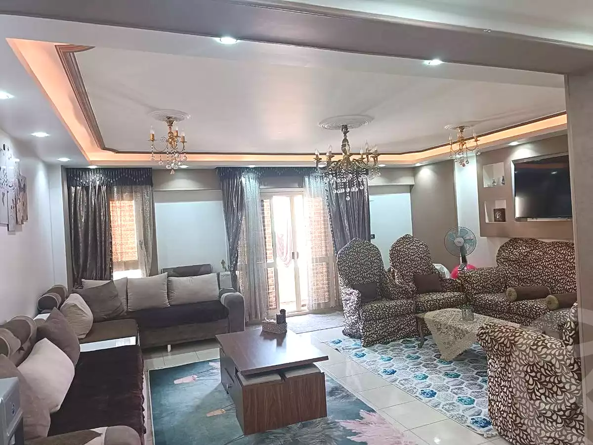 https://aqarmap.com.eg/ar/listing/7088444-for-sale-cairo-helwan-helwan-el-sharkeya-zaki-hawas-st
