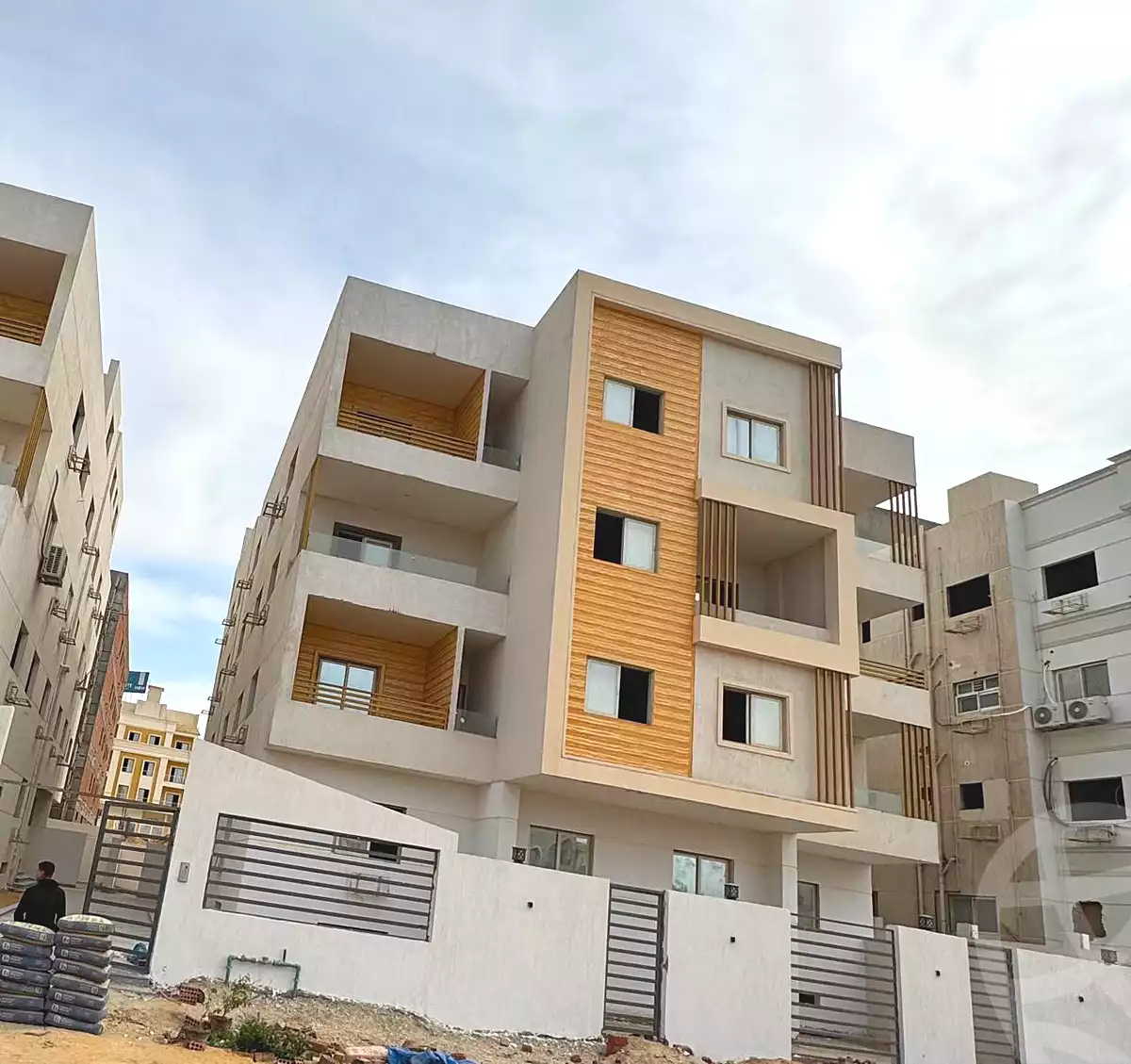 https://aqarmap.com.eg/ar/listing/7088522-for-sale-cairo-new-cairo-new-narges