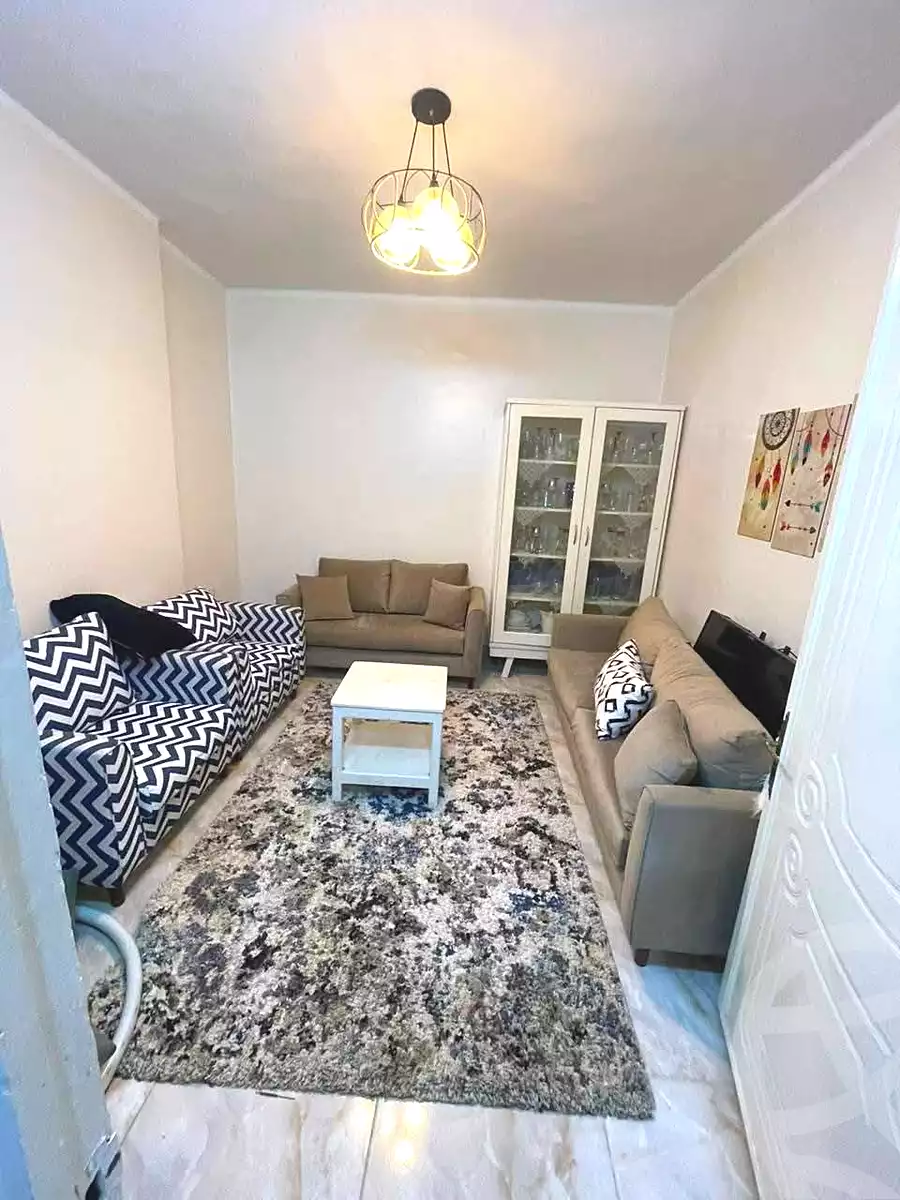 https://aqarmap.com.eg/ar/listing/7088752-for-sale-cairo-helwan-helwan-el-sharkeya-ryad-pasha-st