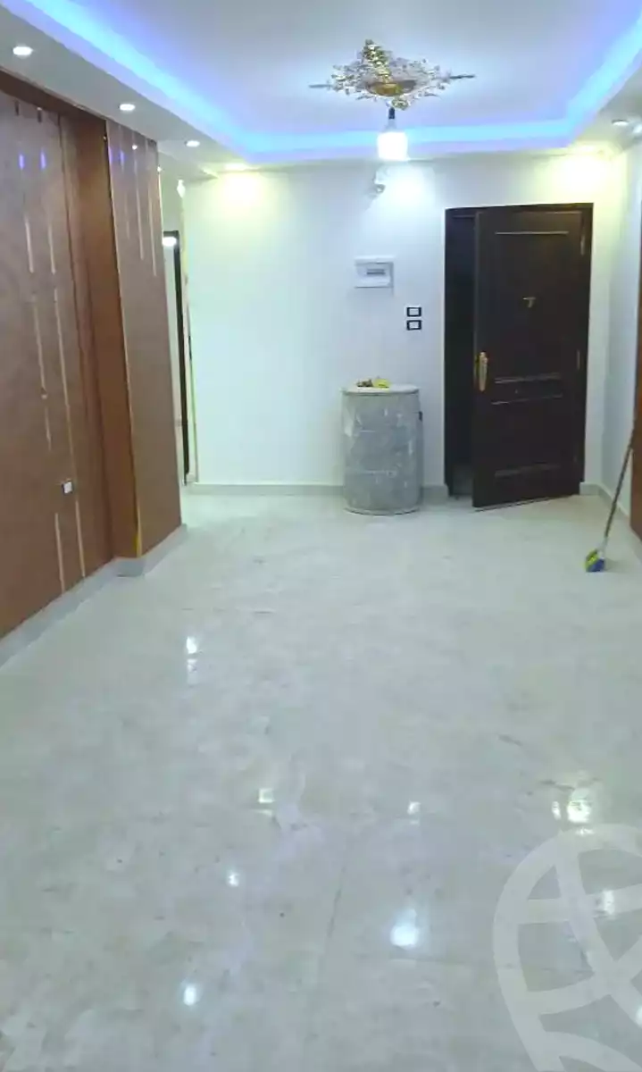 https://aqarmap.com.eg/ar/listing/7088977-for-sale-cairo-el-haram-el-lebeny-el-magzar-el-aly-st