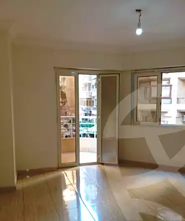 https://aqarmap.com.eg/ar/listing/7089239-for-rent-alexandria-sydy-bshr-sydy-bshr-bhry-shr-mhmwd-l-yswy