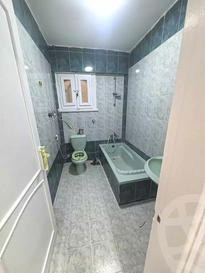 https://aqarmap.com.eg/ar/listing/7089587-for-sale-alexandria-al-agamy-shataa-el-nakheel