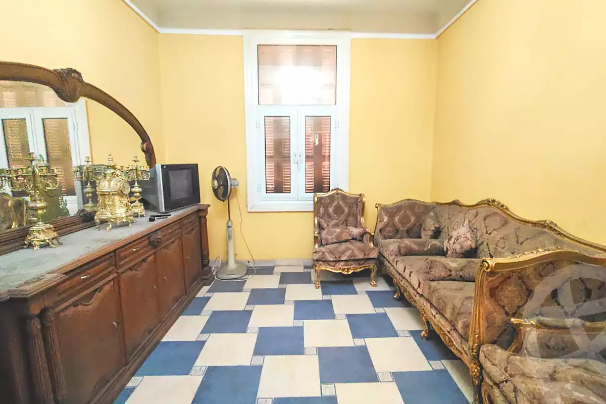 https://aqarmap.com.eg/en/listing/7089610-for-sale-alexandria-ibrahimia-abou-quer-st