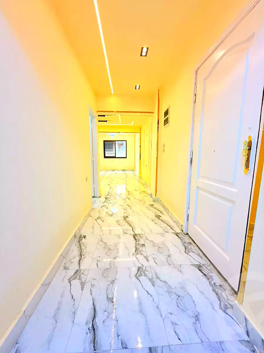 https://aqarmap.com.eg/en/listing/7089704-for-sale-alexandria-al-agamy-shataa-el-nakheel-street-21