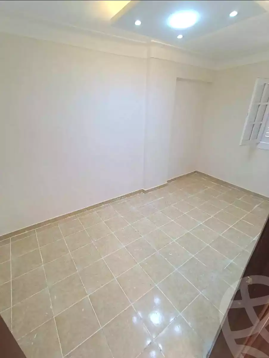 https://aqarmap.com.eg/en/listing/7089709-for-sale-alexandria-fyktwry-al-sayouf-st