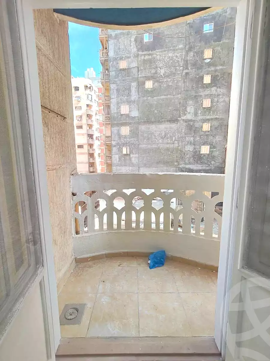 https://aqarmap.com.eg/en/listing/7089799-for-sale-alexandria-miami-farook-abd-al-wahab-st