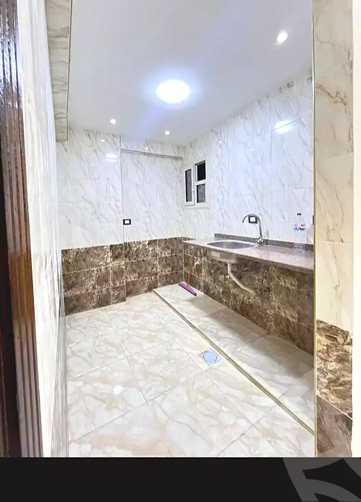 https://aqarmap.com.eg/ar/listing/7089842-for-rent-alexandria-lsywf-el-falki