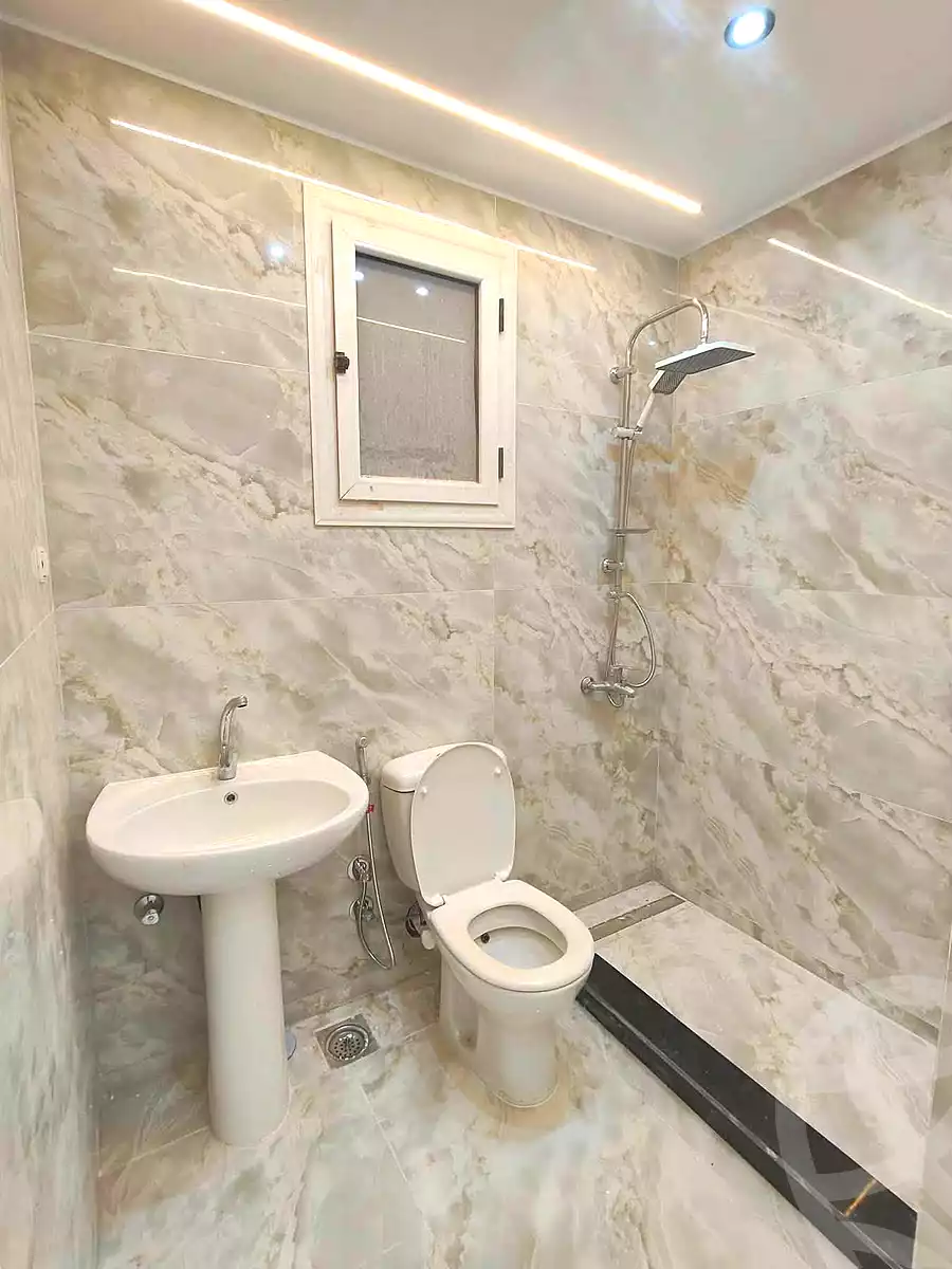 https://aqarmap.com.eg/ar/listing/7089916-for-sale-alexandria-sydy-bshr-sydy-bshr-bhry-khalil-hamada-st