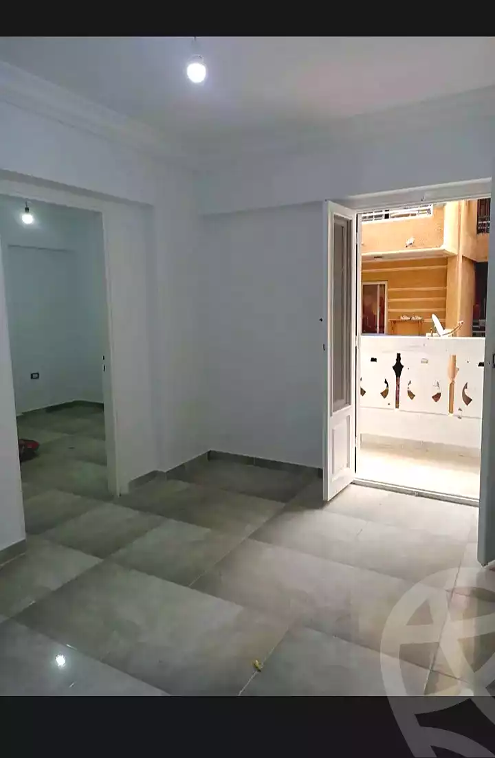 https://aqarmap.com.eg/ar/listing/7090357-for-sale-alexandria-al-agamy-bw-ywsf-hosni-mubarak-st
