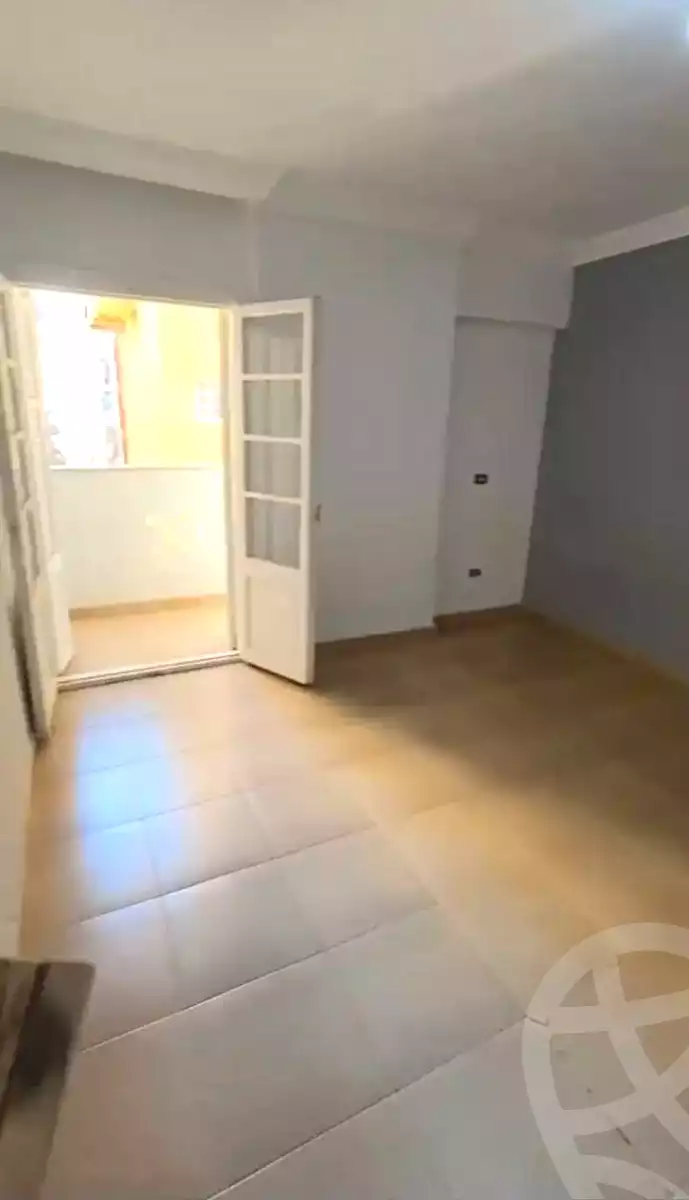 https://aqarmap.com.eg/en/listing/7090371-for-rent-alexandria-sydy-bshr