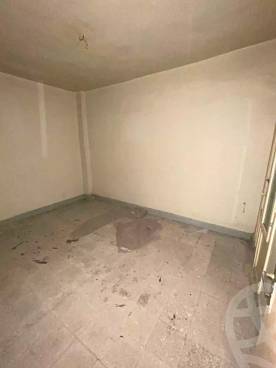 https://aqarmap.com.eg/ar/listing/7090720-for-sale-alexandria-al-agamy-lbytsh-al-andalous-wa-al-hgaz-st