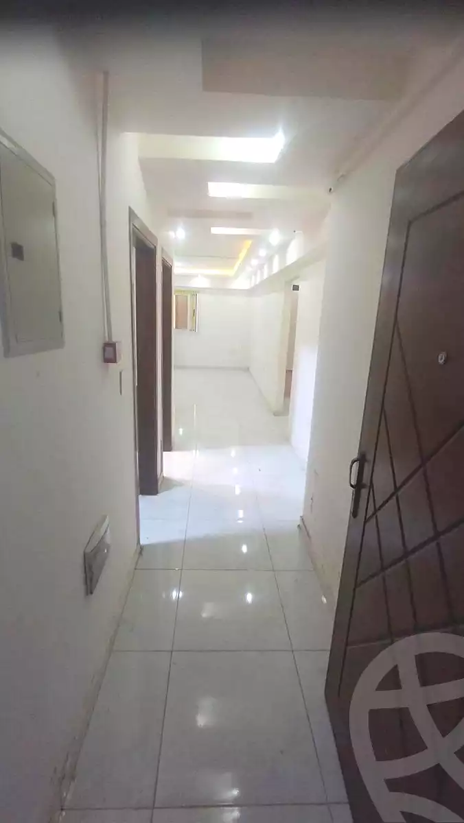 https://aqarmap.com.eg/ar/listing/7090726-for-sale-cairo-helwan-mnshy-yn-hlwn-rael-st