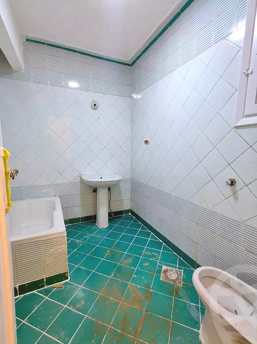 https://aqarmap.com.eg/ar/listing/7090799-for-sale-alexandria-al-agamy-shataa-el-nakheel