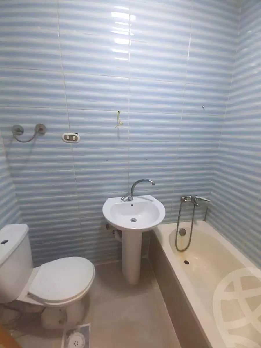 https://aqarmap.com.eg/ar/listing/7090848-for-sale-alexandria-al-agamy-shataa-el-nakheel